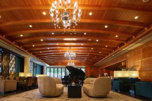 Dubai Marine Beach Resort & Spa